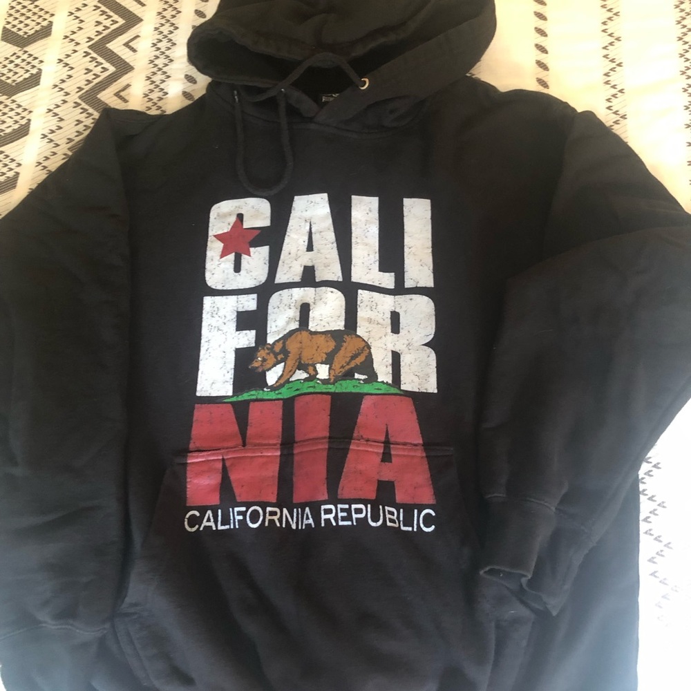 California Black Hoodie